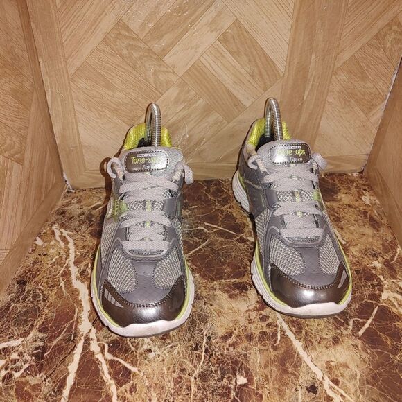 Skechers women's 11752 Tone ups toning walking shoes gray size 7.   204 - Picture 9 of 12